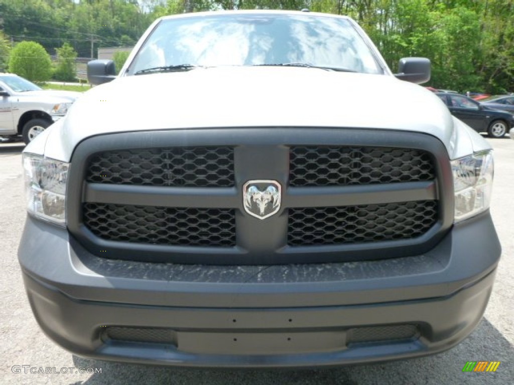2015 1500 Tradesman Regular Cab - Bright Silver Metallic / Black/Diesel Gray photo #11
