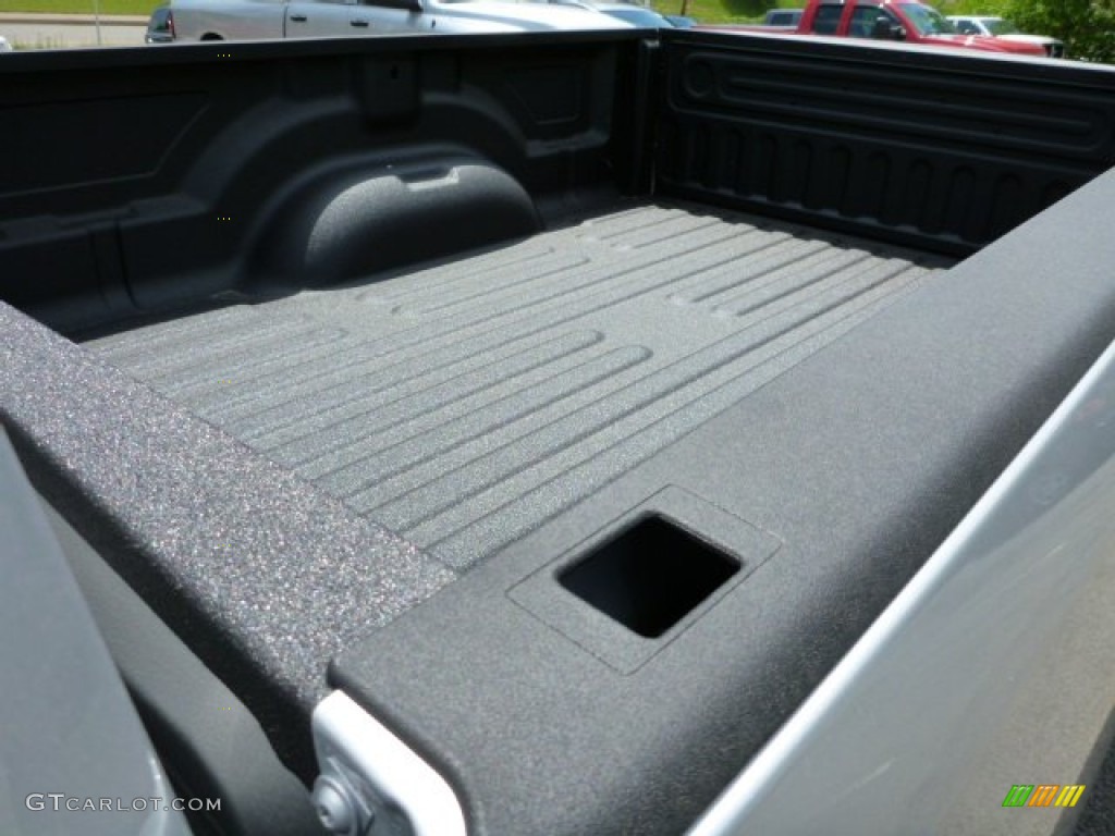 2015 1500 Tradesman Regular Cab - Bright Silver Metallic / Black/Diesel Gray photo #14