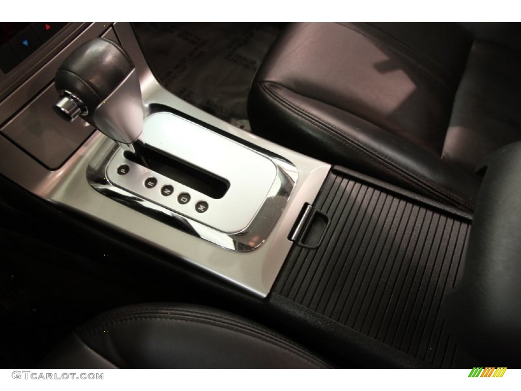 2007 Aura XR - Cream White / Black photo #10
