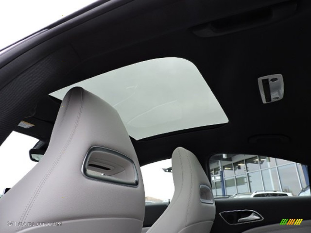 2015 Mercedes-Benz CLA 250 4Matic Sunroof Photos
