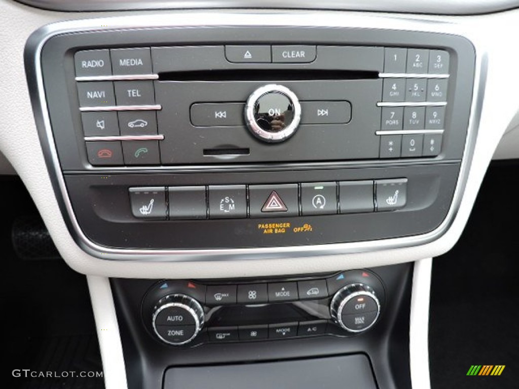 2015 Mercedes-Benz CLA 250 4Matic Controls Photo #103852039