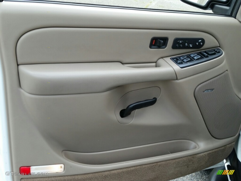 2004 Chevrolet Suburban 1500 LT 4x4 Tan/Neutral Door Panel Photo #103855391