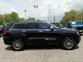 Brilliant Black Crystal Pearl - Grand Cherokee Overland 4x4 Photo No. 4