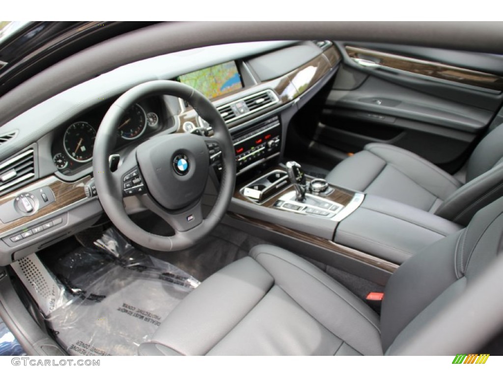 Black Interior 2015 BMW 7 Series 750i xDrive Sedan Photo #103877373
