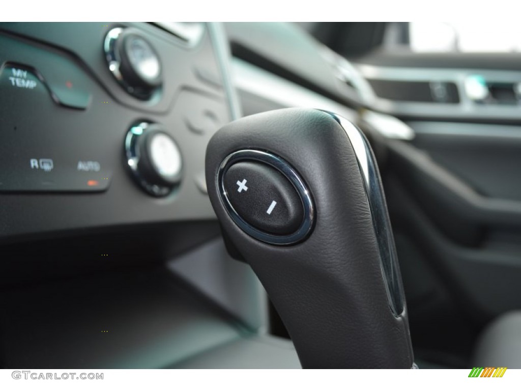 2015 Explorer XLT - Ingot Silver / Charcoal Black photo #19