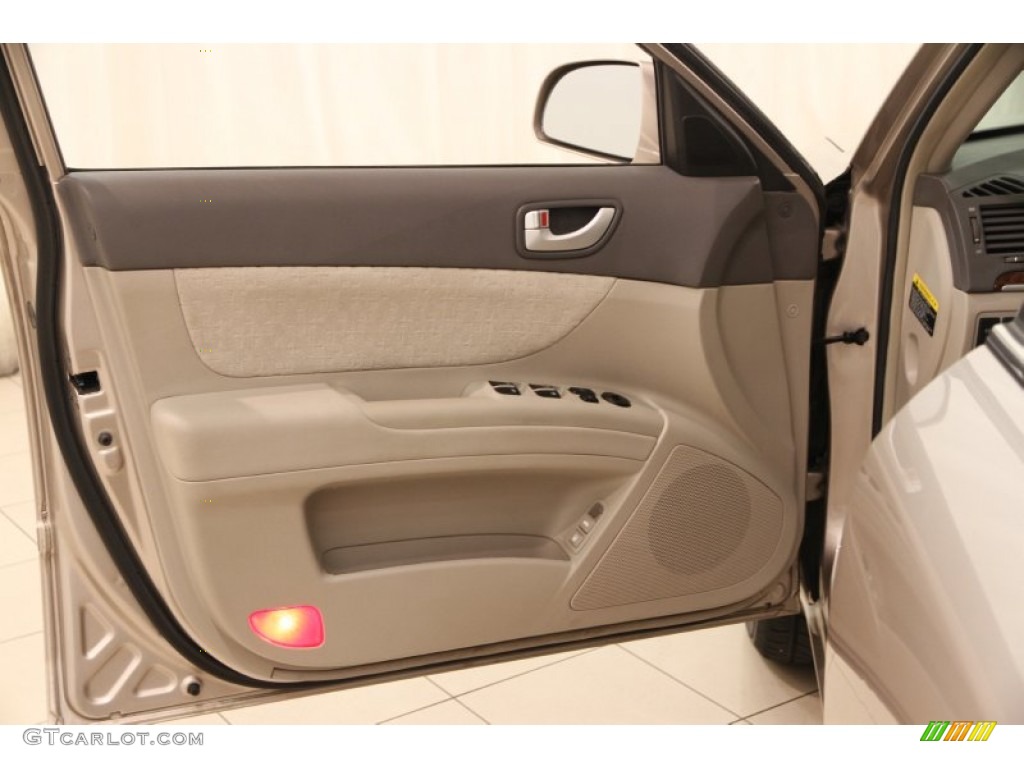 2007 Hyundai Sonata SE V6 Door Panel Photos