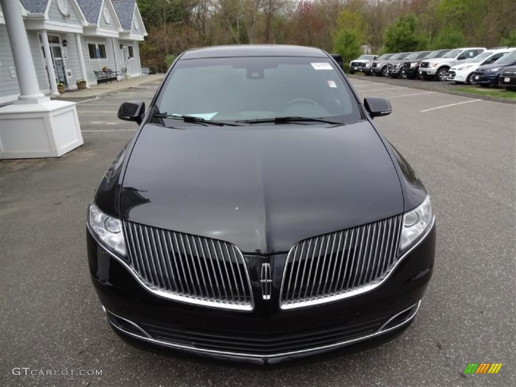 2014 MKT Livery AWD - Tuxedo Black / Charcoal Black photo #2