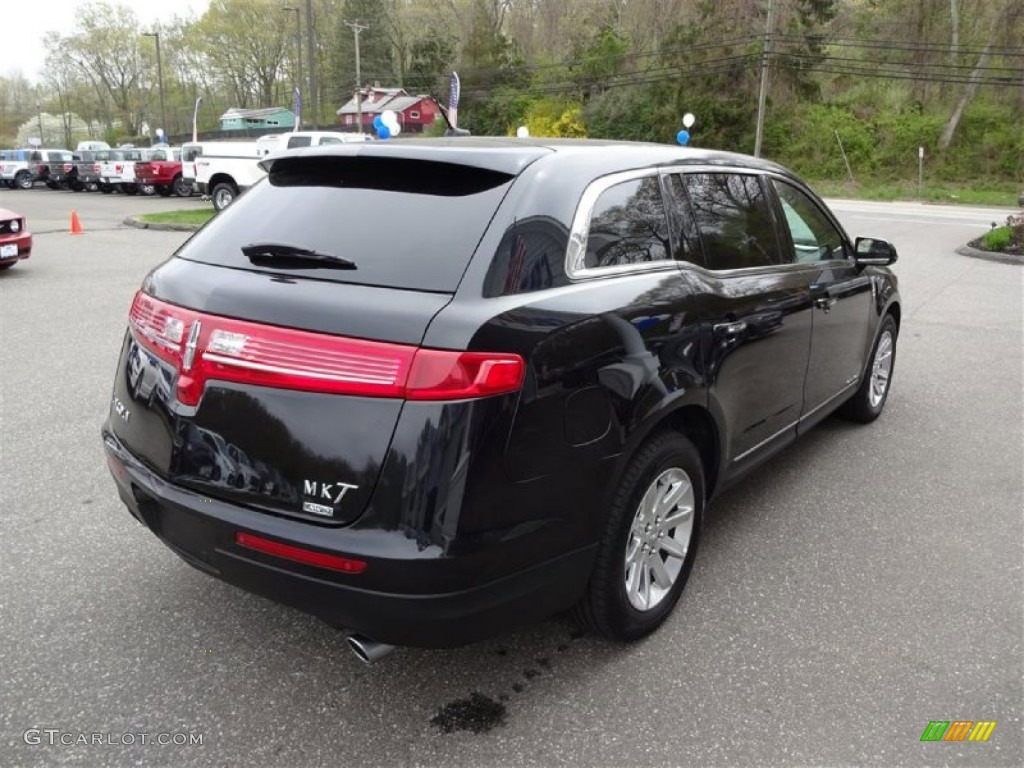 2014 MKT Livery AWD - Tuxedo Black / Charcoal Black photo #7