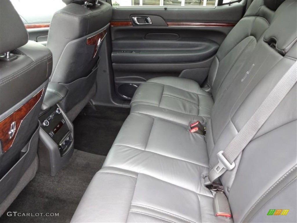 2014 Lincoln MKT Livery AWD Interior Color Photos