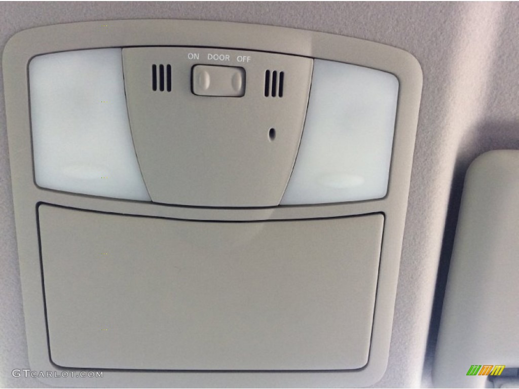 2008 Rogue S AWD - Silver Ice Metallic / Gray photo #12