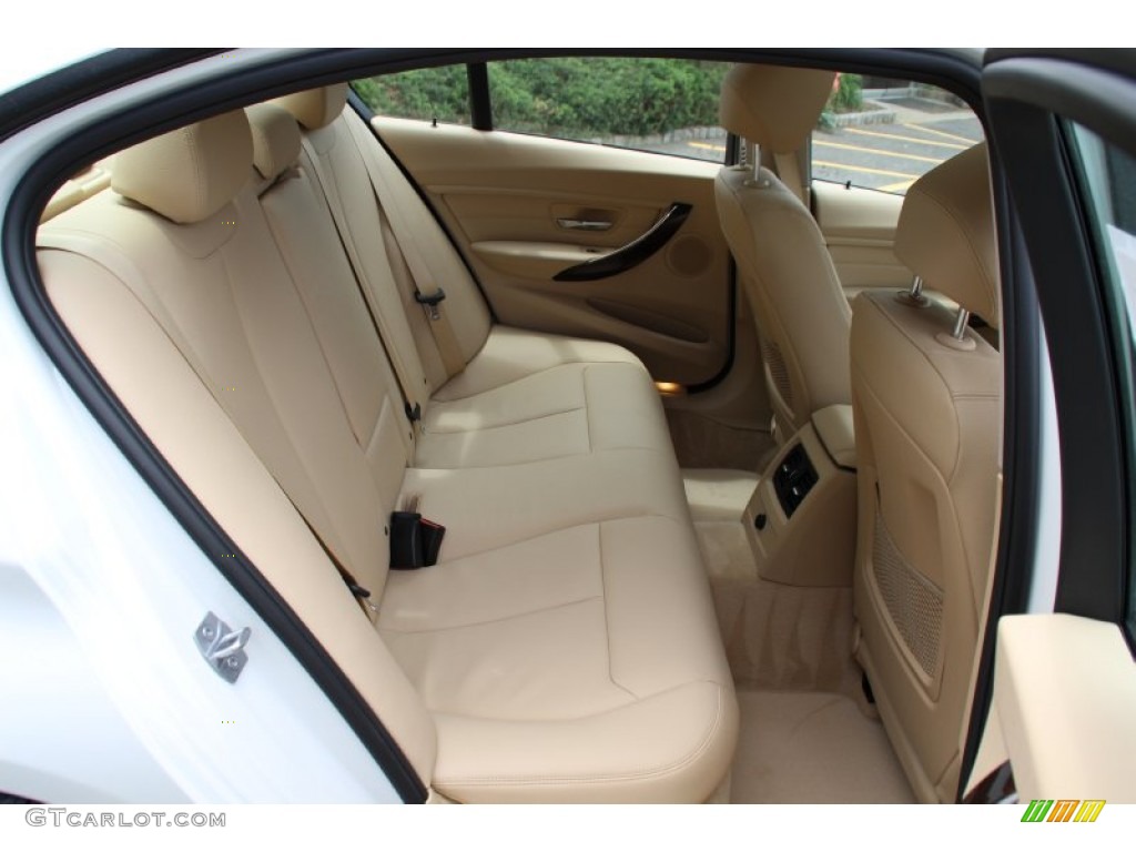 2015 3 Series 320i xDrive Sedan - Alpine White / Venetian Beige photo #24
