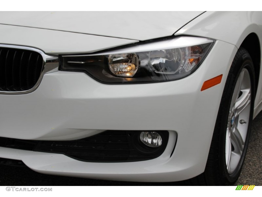 2015 3 Series 320i xDrive Sedan - Alpine White / Venetian Beige photo #30