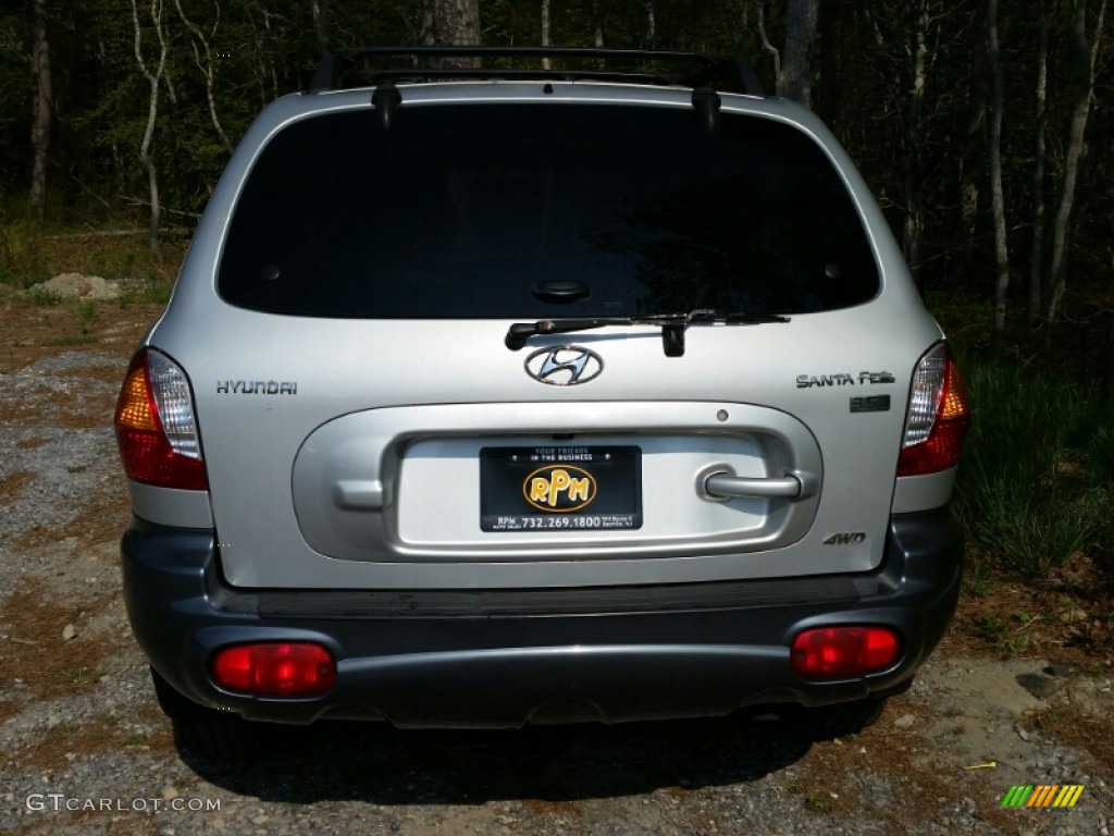 2004 Santa Fe GLS 4WD - Pewter / Gray photo #8