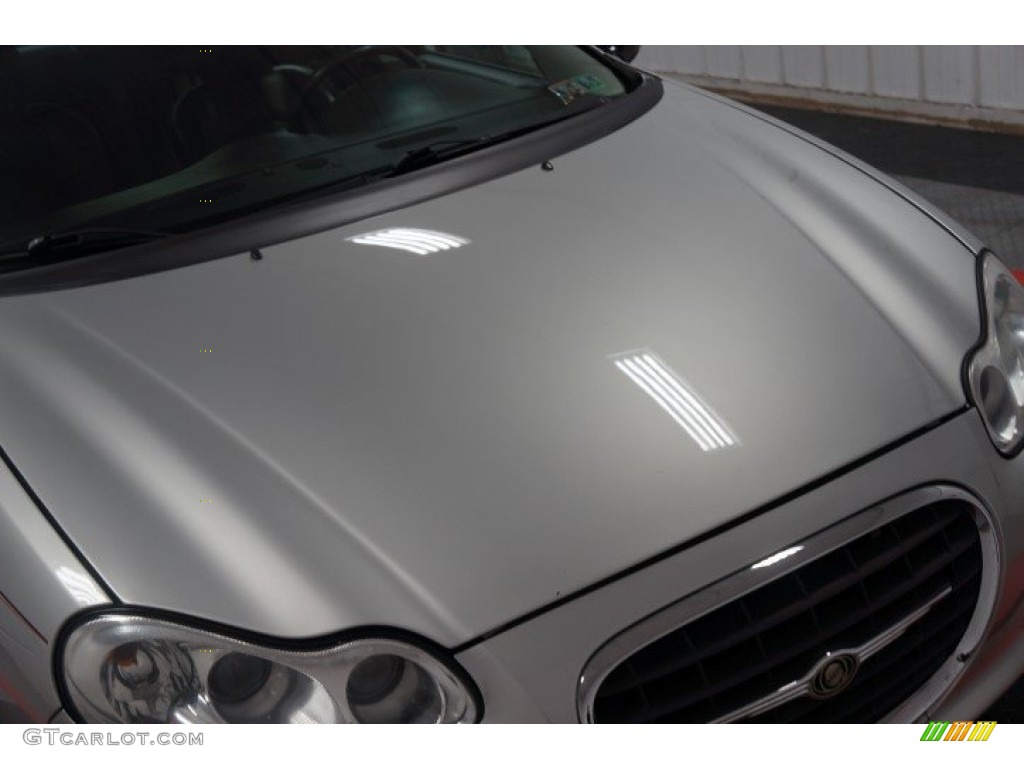 2000 LHS  - Bright Silver Metallic / Agate photo #43