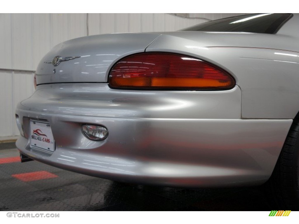 2000 LHS  - Bright Silver Metallic / Agate photo #57