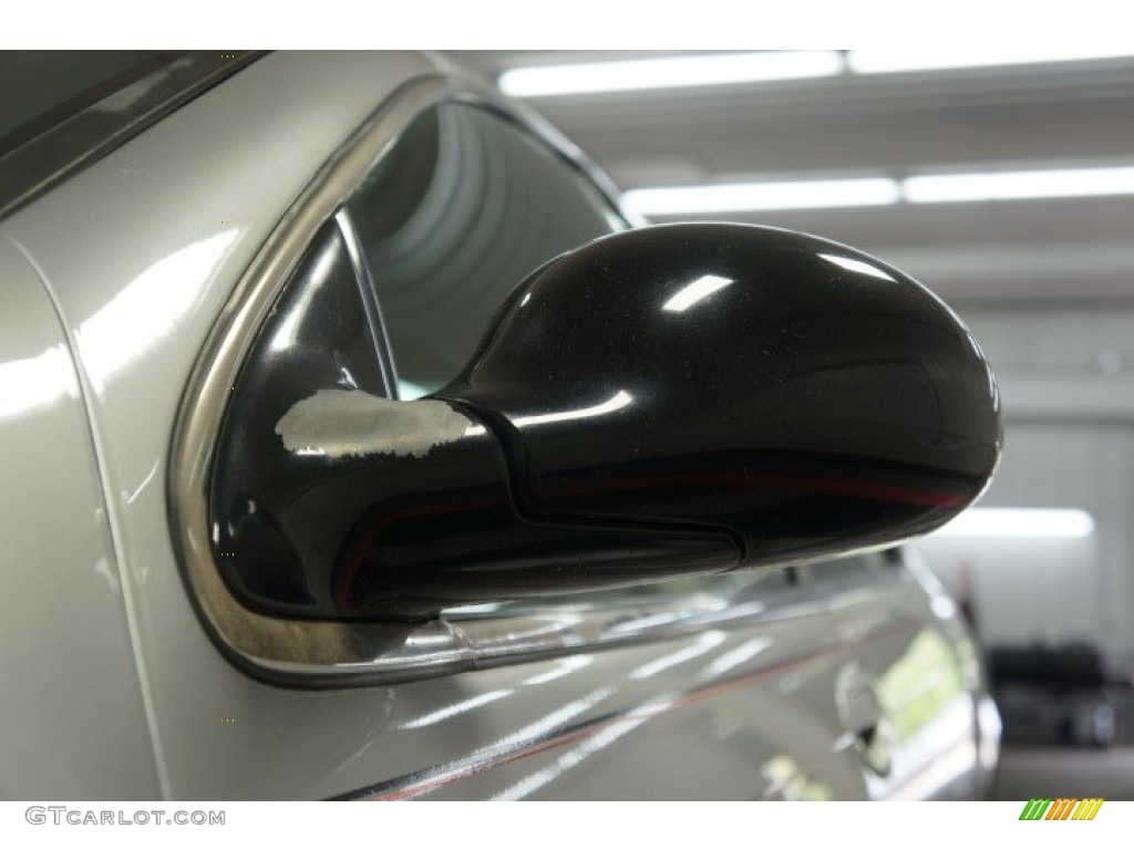 2000 LHS  - Bright Silver Metallic / Agate photo #64