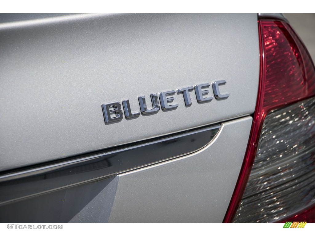 2007 E 320 Bluetec Sedan - Iridium Silver Metallic / Black photo #31