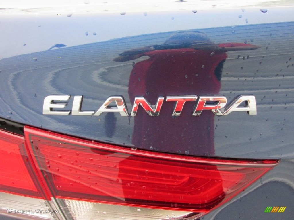 2016 Elantra Value Edition - Blue / Black photo #13