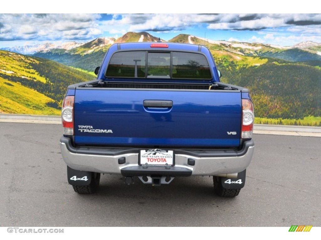 2015 Tacoma V6 Access Cab 4x4 - Blue Ribbon Metallic / Graphite photo #4