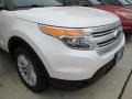 2015 White Platinum Ford Explorer XLT  photo #4