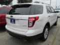 2015 White Platinum Ford Explorer XLT  photo #25