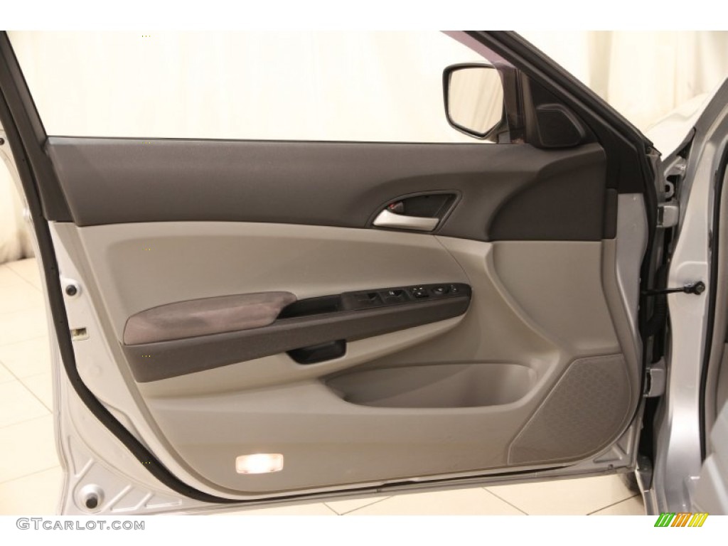 2009 Honda Accord LX Sedan Gray Door Panel Photo #103910968