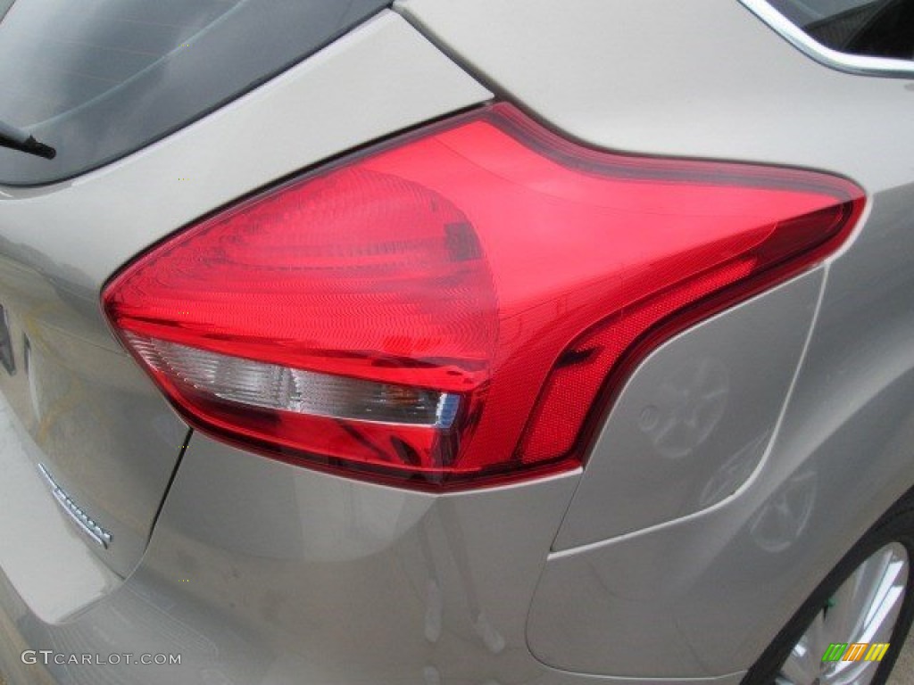 2015 Focus Titanium Hatchback - Tectonic Metallic / Medium Soft Ceramic photo #8