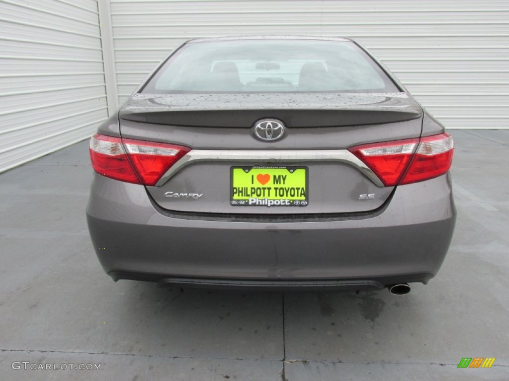 2015 Camry SE - Predawn Gray Mica / Black photo #5