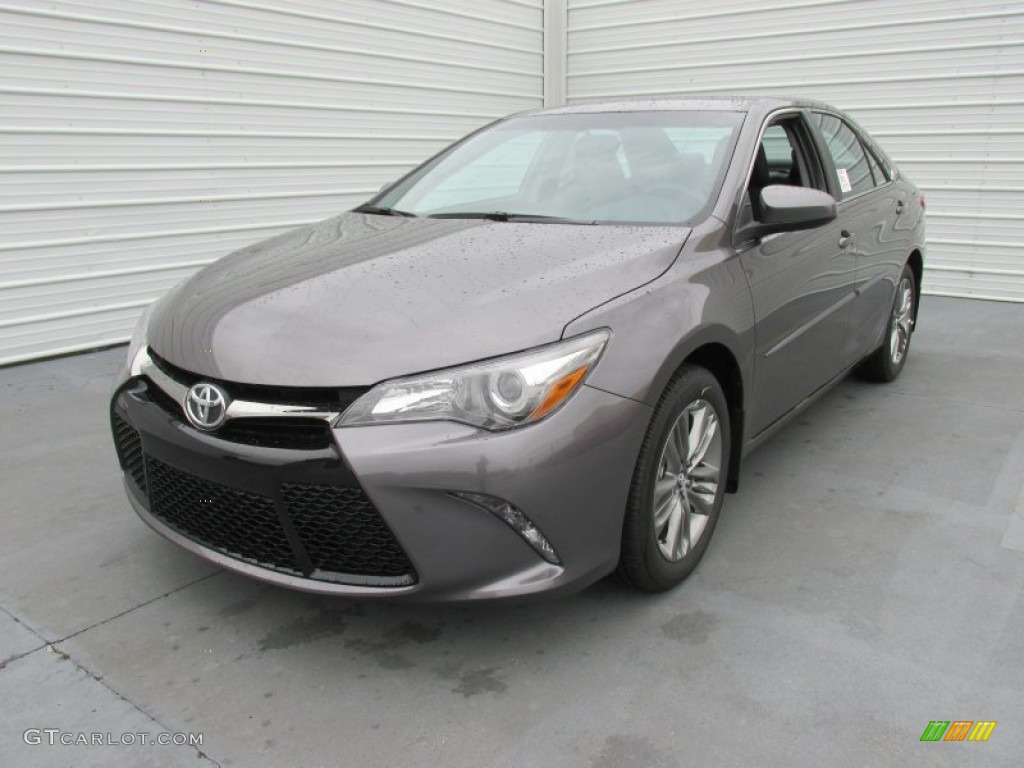 2015 Camry SE - Predawn Gray Mica / Black photo #7