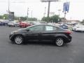 2016 Phantom Black Hyundai Elantra SE  photo #5