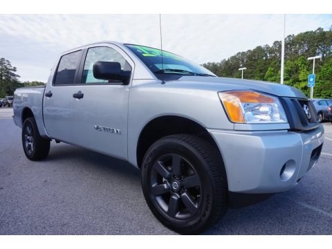 2015 Nissan Titan S Crew Cab 4x4 Data, Info and Specs
