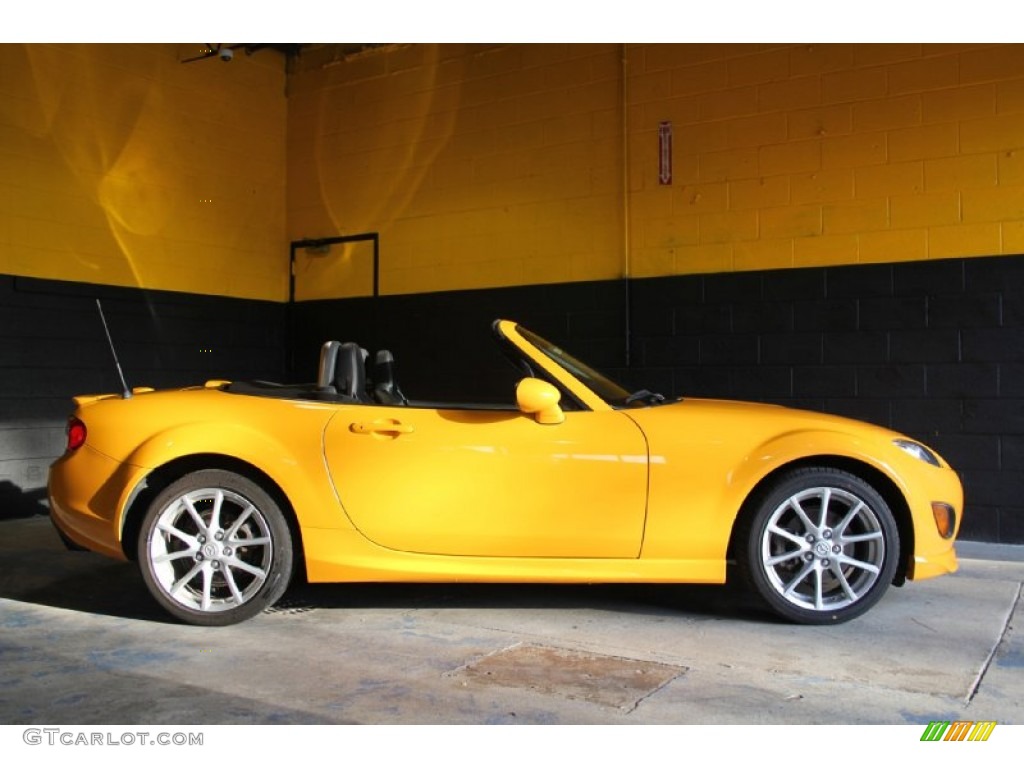 2009 MX-5 Miata Grand Touring Roadster - Competition Yellow / Black photo #8