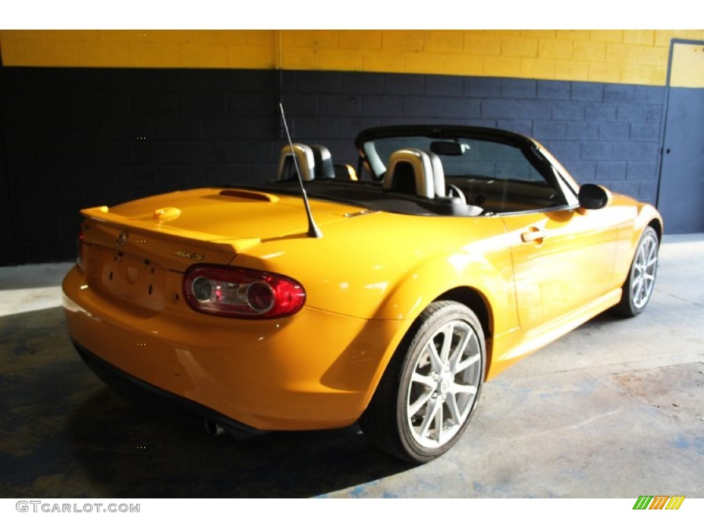 2009 MX-5 Miata Grand Touring Roadster - Competition Yellow / Black photo #9