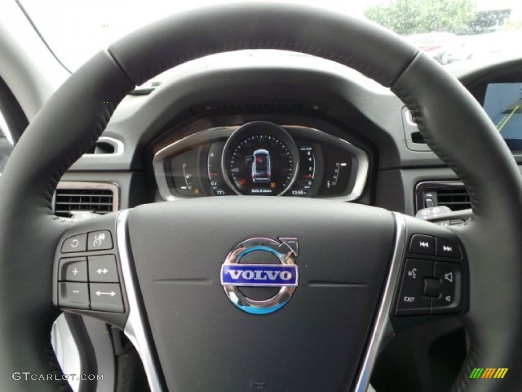 2015 Volvo XC70 T6 AWD Steering Wheel Photos