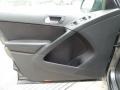 Pepper Gray Metallic - Tiguan SE Photo No. 13