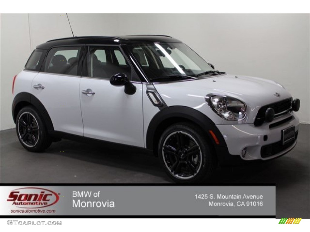 2015 Countryman Cooper S - Light White / Leather/Cloth Pure Red photo #1