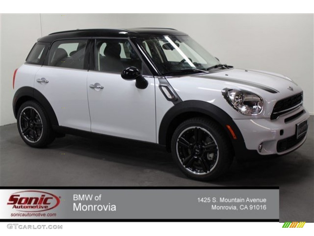 2015 Countryman Cooper S - Light White / Carbon Black photo #1