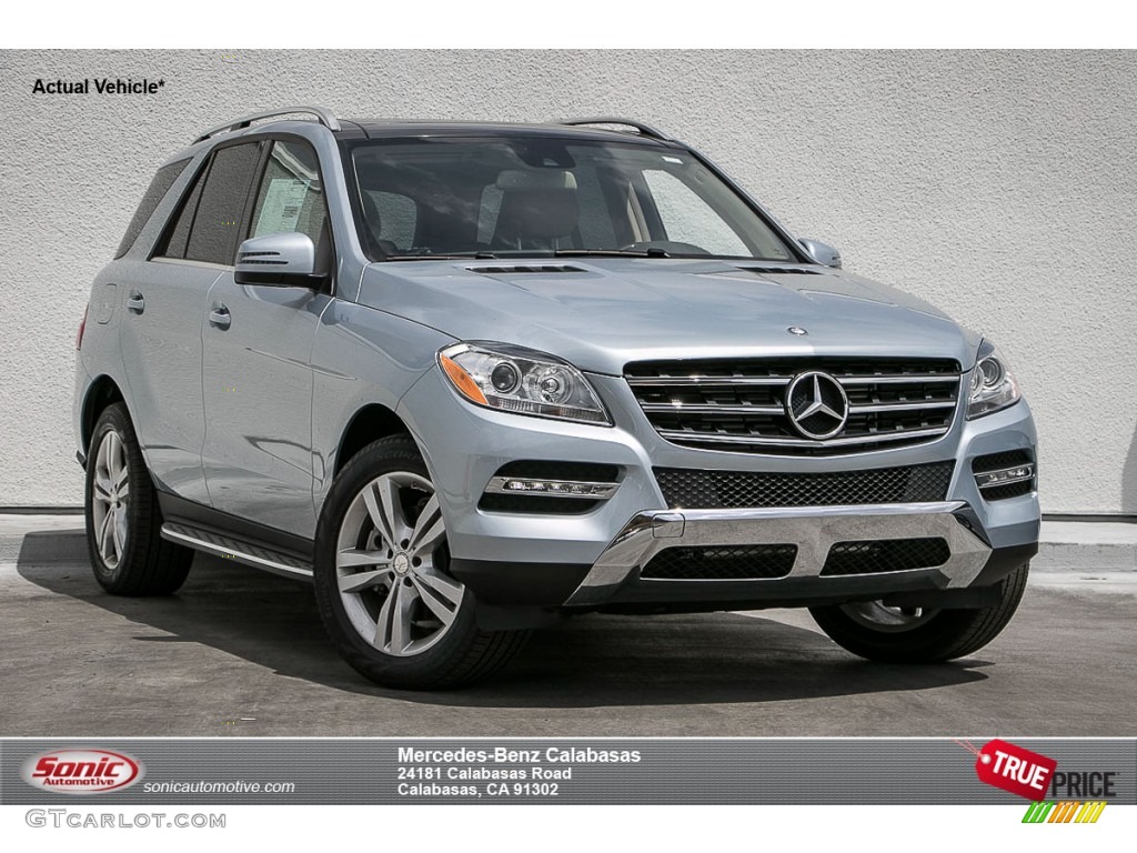 2015 ML 250 BlueTEC 4Matic - Diamond Silver Metallic / Almond Beige/Mocha photo #1