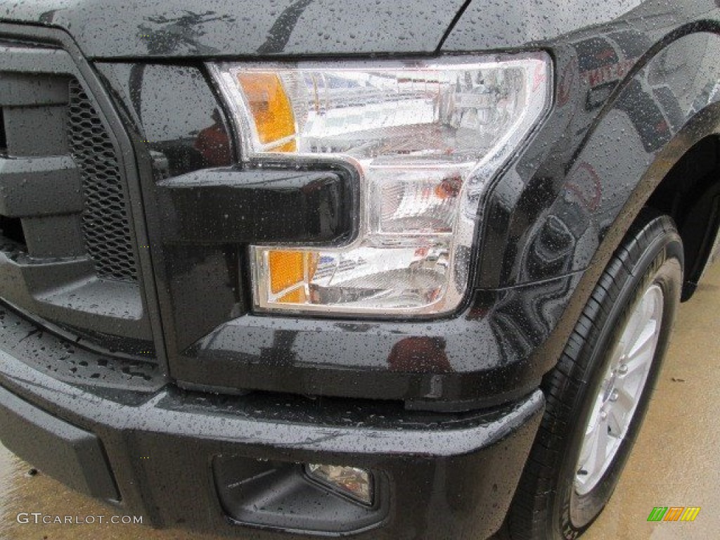 2015 F150 XL SuperCab - Tuxedo Black Metallic / Medium Earth Gray photo #6