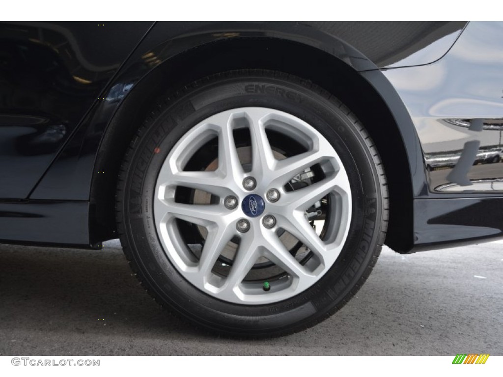 2016 Ford Fusion SE Wheel Photo #103948840