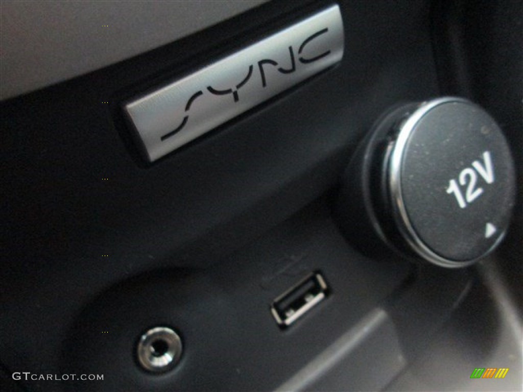 2015 Fiesta SE Hatchback - Ruby Red Metallic / Charcoal Black photo #18