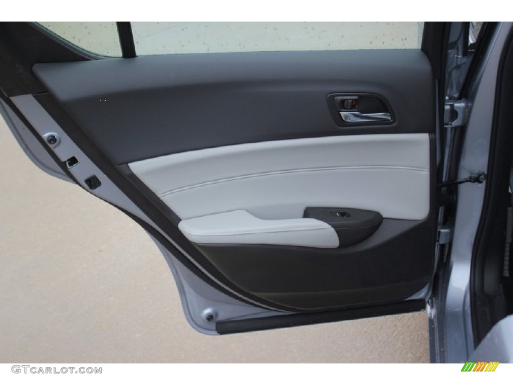 2016 Acura ILX Standard ILX Model Door Panel Photos