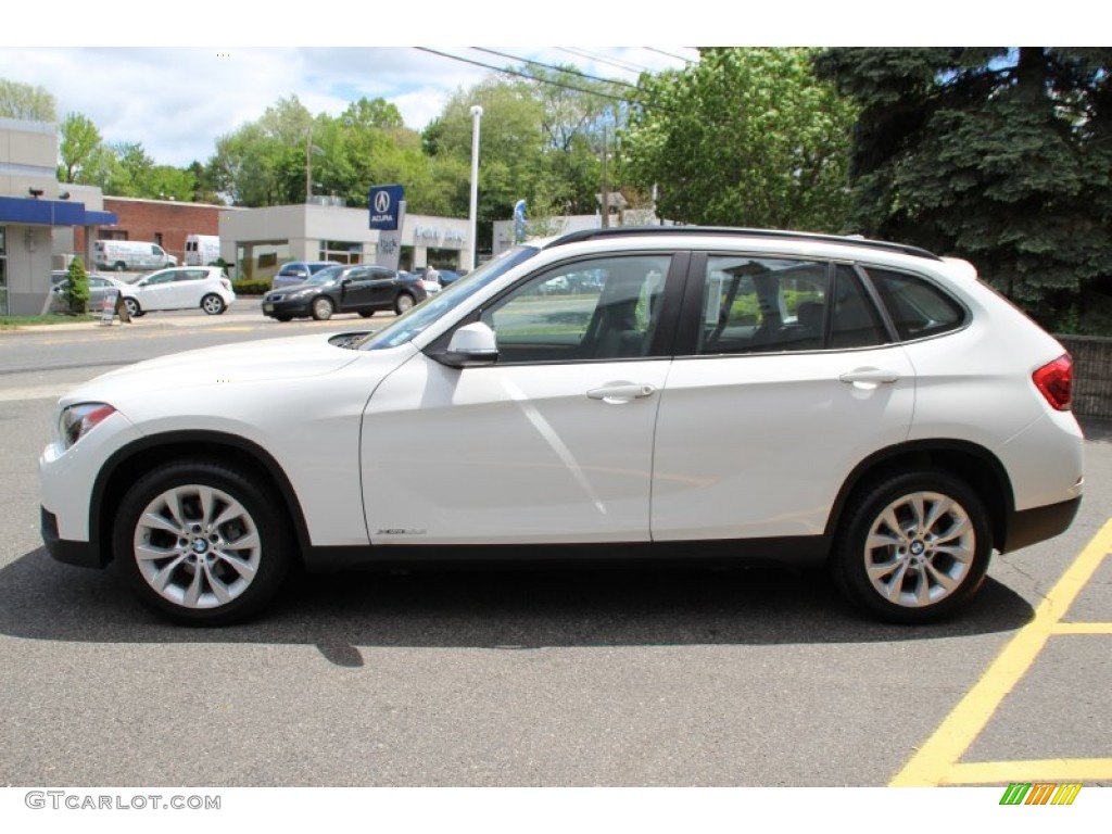 2013 X1 xDrive 28i - Alpine White / Black photo #5