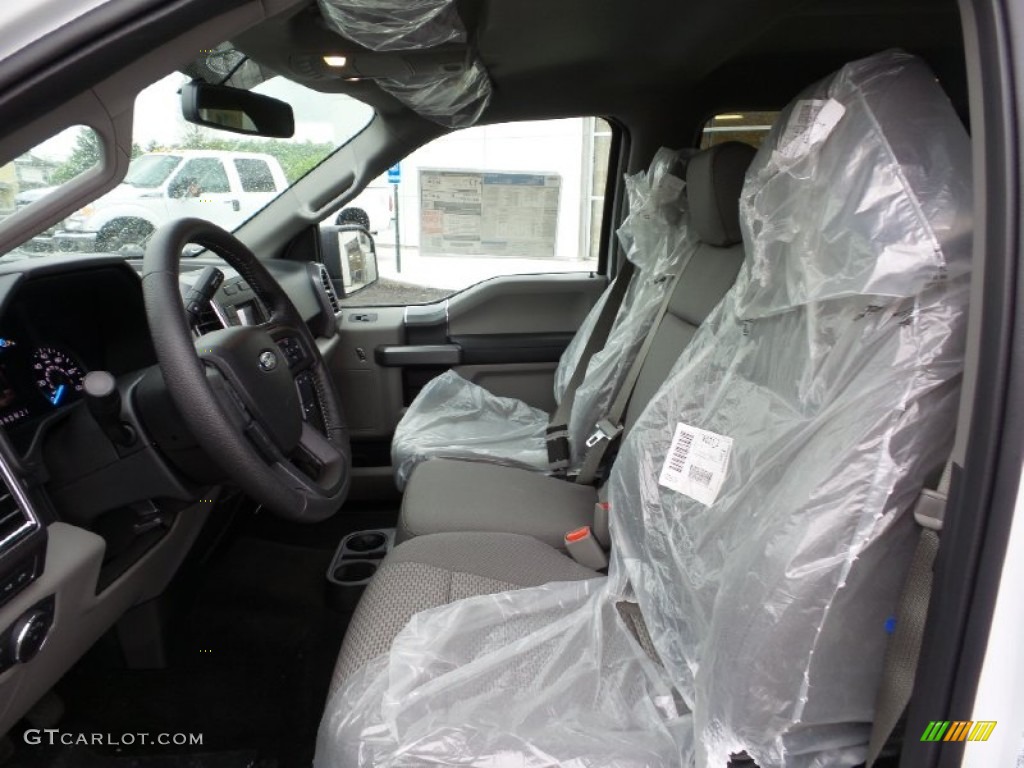 2015 F150 XLT SuperCrew 4x4 - Oxford White / Medium Earth Gray photo #11