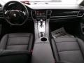 Black - Panamera 4 Photo No. 31