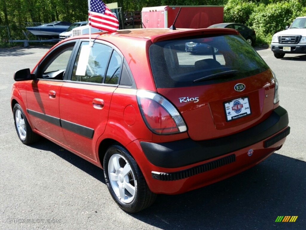 2006 Rio Rio5 SX Hatchback - Tropical Red / Gray photo #9