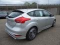 2015 Ingot Silver Metallic Ford Focus SE Hatchback  photo #3