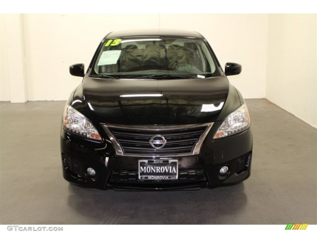 2013 Sentra SR - Super Black / Charcoal photo #7