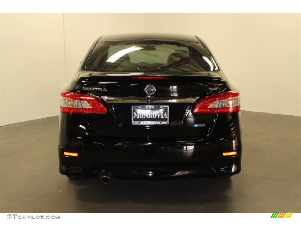 2013 Sentra SR - Super Black / Charcoal photo #8