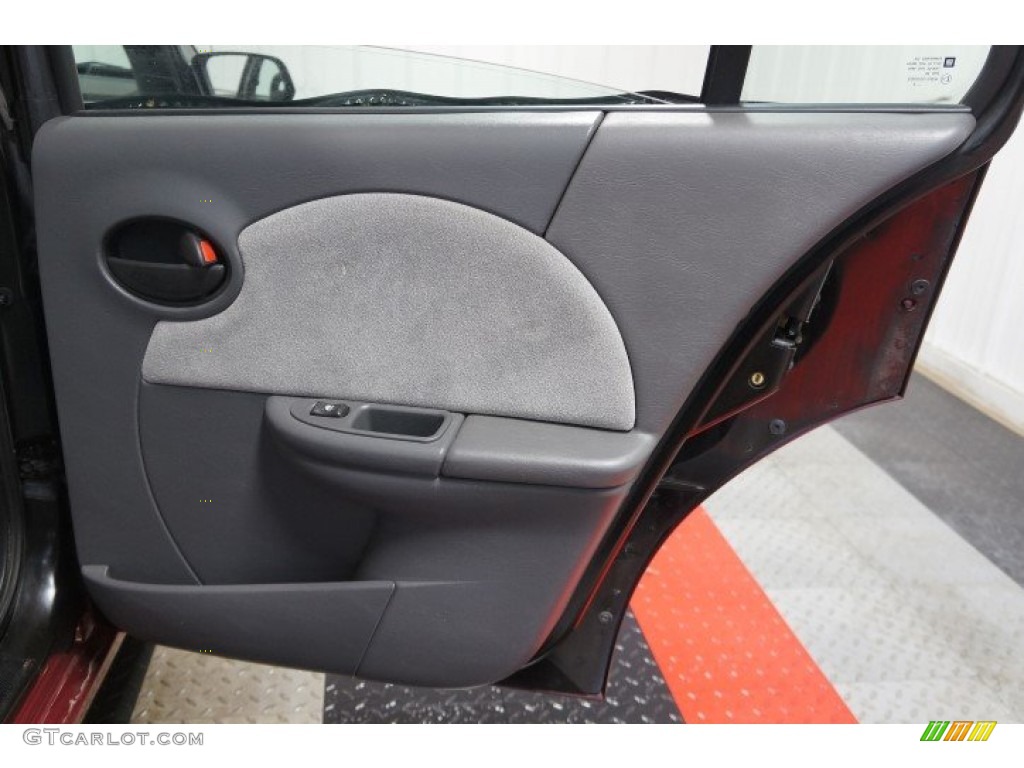 2004 ION 3 Sedan - Berry Red / Grey photo #16
